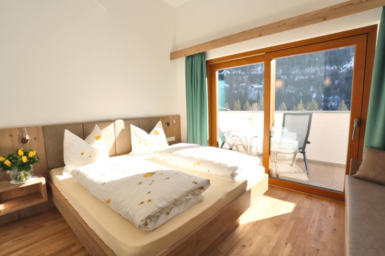 Graushof Hotel Val di Vizze Luaran gambar