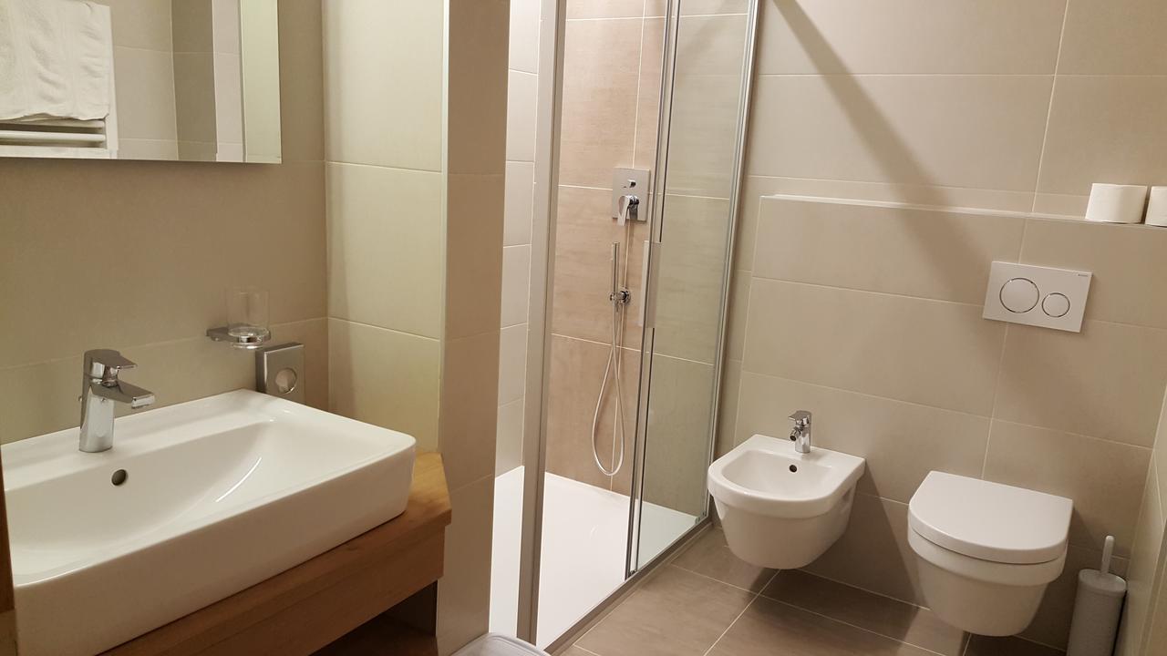 Graushof Hotel Val di Vizze Luaran gambar